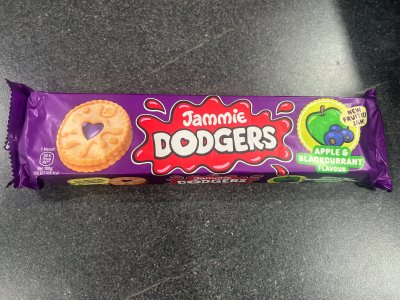 Jammie Dodgers Apple & Blackcurrant Flavour 