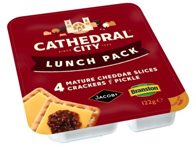 Cathedral City 4 Mature Cheddar Slices Crackers & Pickle 122g 